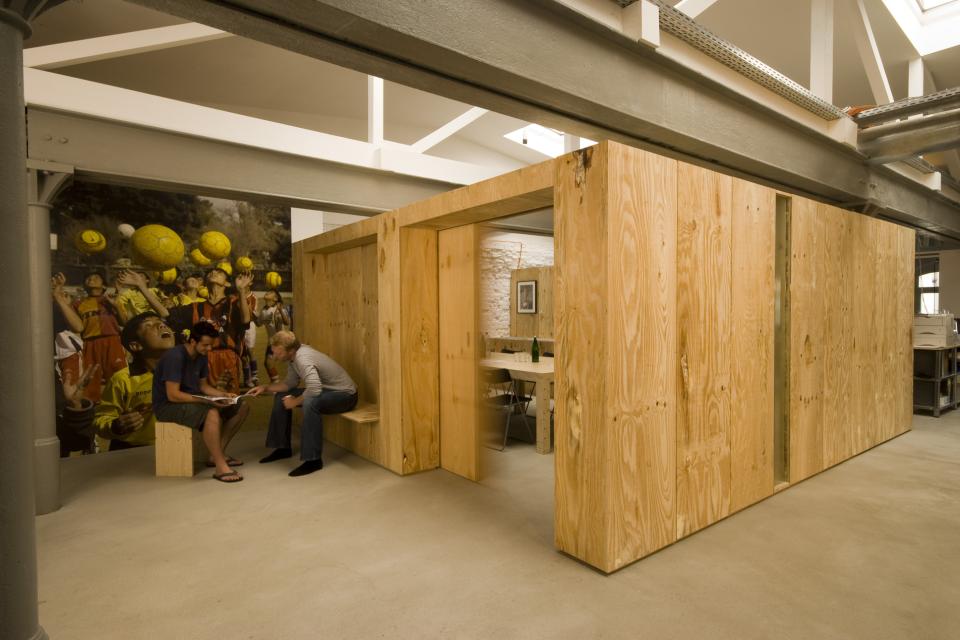 streetfootballworld office 03
